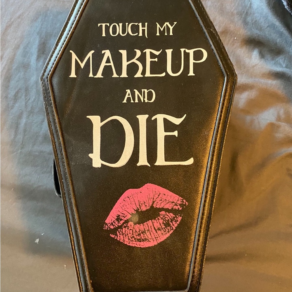 Make up bag! Dollzkill